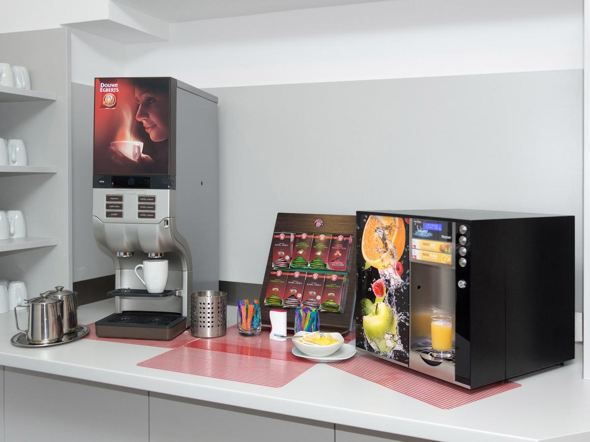 Win Budget B&B Wiener Neustadt Exterior foto