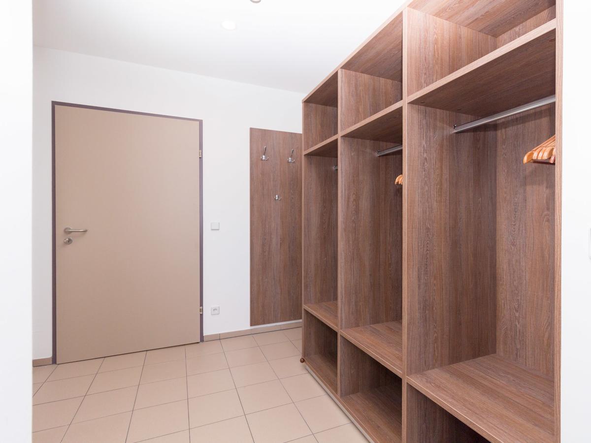 Win Budget B&B Wiener Neustadt Exterior foto